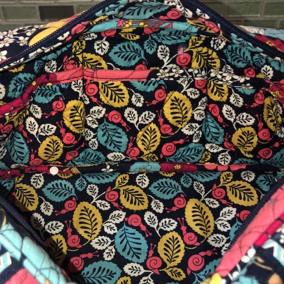Vera Bradley Bag - Picture 5 of 8